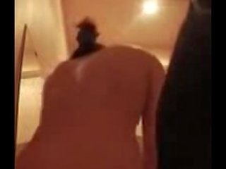 Hiddencam toerist massage door thais dame